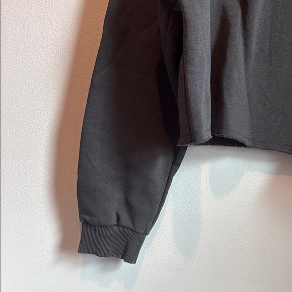 Primark Medium Black Cropped Sweatshirt with Sequin Stars Fleece Lined - Picture 9 of 10